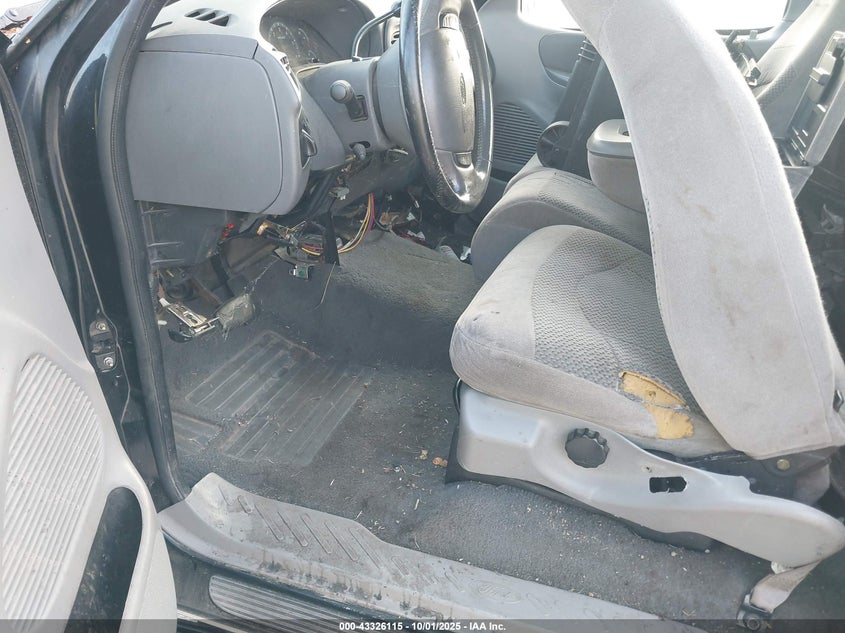 2001 Ford F-150 Xl/Xlt VIN: 1FTRF18W81KF37144 Lot: 43326115