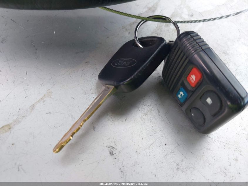 2001 Ford Focus Se/Se Comfort VIN: 1FAHP36331W266182 Lot: 43326192