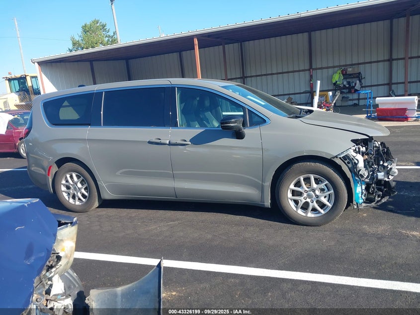 2025 CHRYSLER PACIFICA SELECT - 2C4RC1BG2SR554115