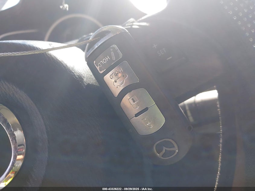 2014 MAZDA MAZDA3 I SPORT - JM1BM1U70E1134535