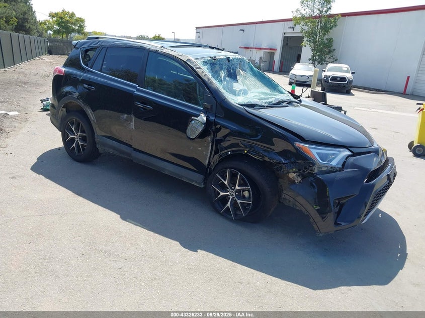 2018 TOYOTA RAV4 SE - 2T3NFREV3JW503256