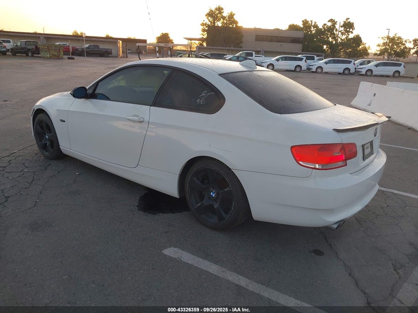 WBAWV13519P121372 2009 BMW 3ER photo no. 3