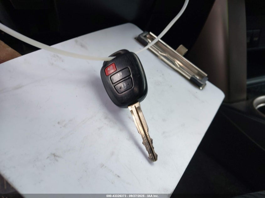 2014 TOYOTA RAV4 XLE - 2T3WFREVXEW125124