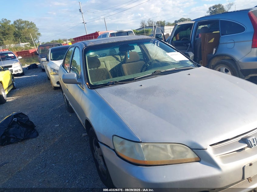 1HGCG5650WA082308 1998 Honda Accord Ex auction photo 1