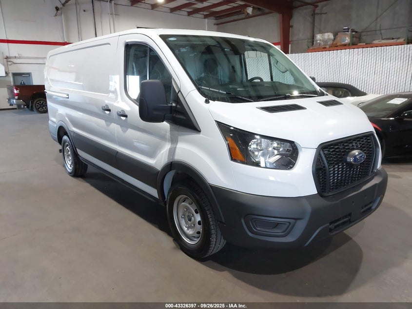 Vin: 1ftye1y87skb09261, lot: 43821062, ford transit-150 2025 img_1