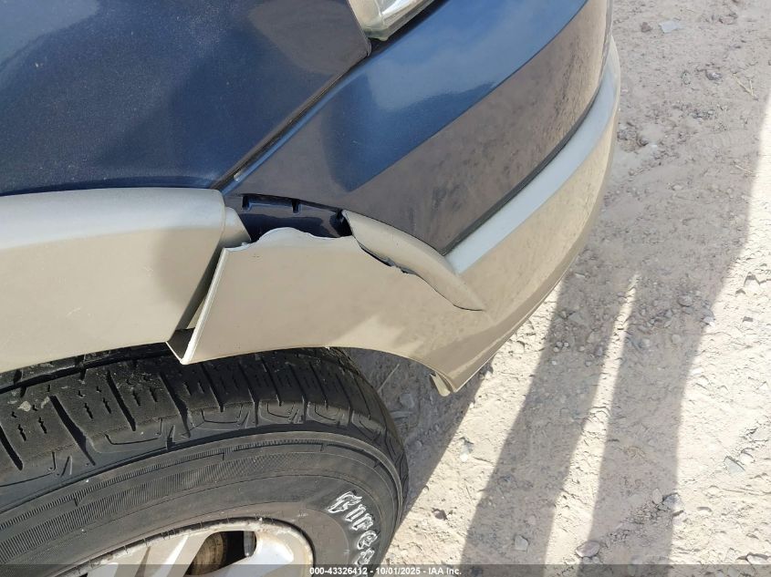 2005 Ford Expedition Eddie Bauer/King Ranch VIN: 1FMFU18575LA27895 Lot: 43326412