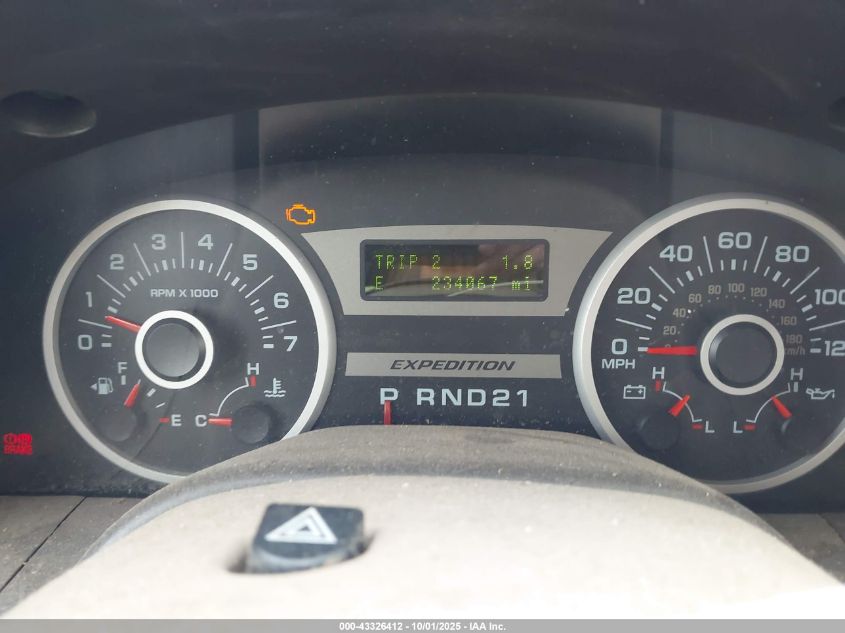 2005 Ford Expedition Eddie Bauer/King Ranch VIN: 1FMFU18575LA27895 Lot: 43326412