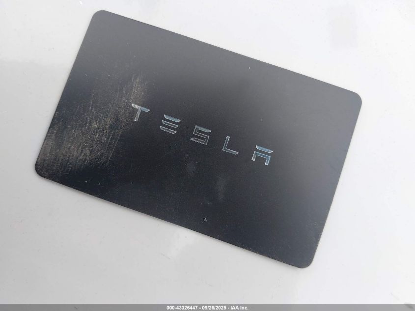 2019 Tesla Model 3 Long Range/Performance VIN: 5YJ3E1EB7KF432328 Lot: 43326447