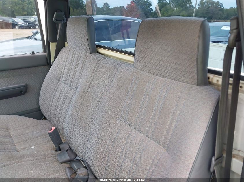 1996 Toyota Tacoma VIN: 4TANL42N6TZ220123 Lot: 43326583