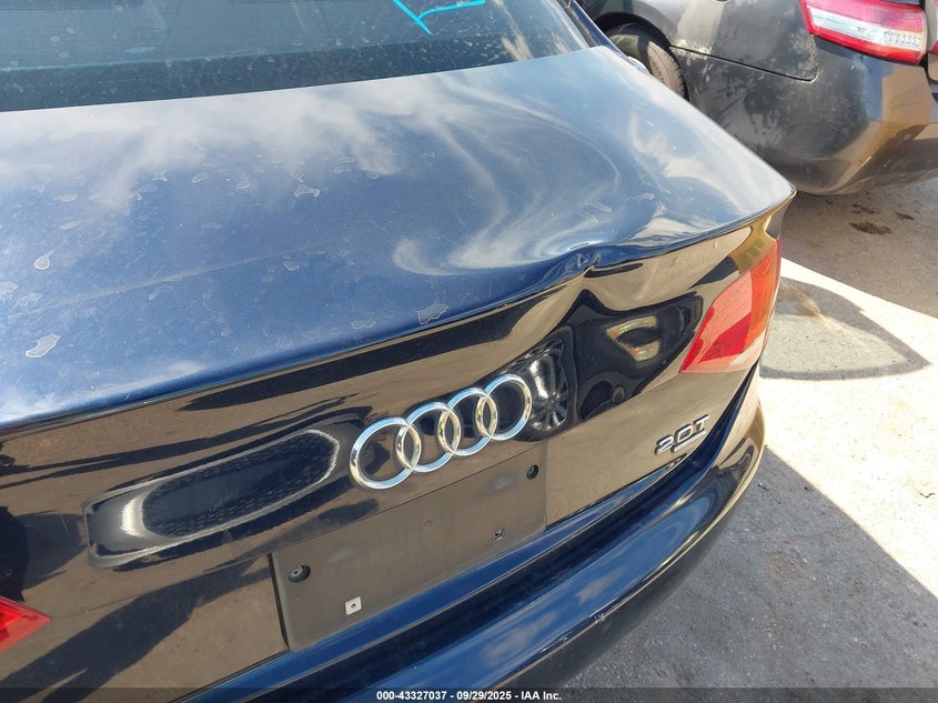 2010 Audi A4 2.0T Premium VIN: WAUFFAFL8AN015167 Lot: 43327037