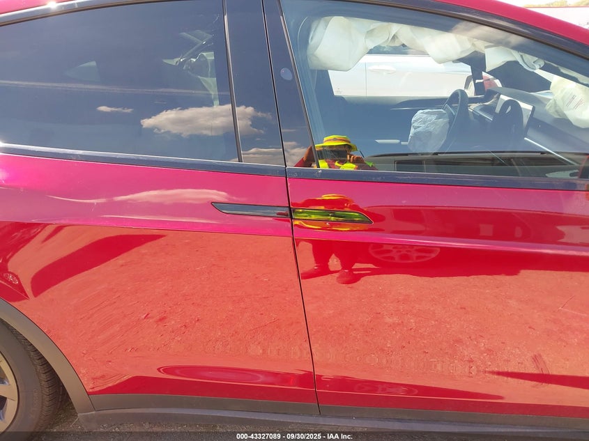 2025 Tesla Model X Long Range VIN: 7SAXCAE58SF470056 Lot: 43327089