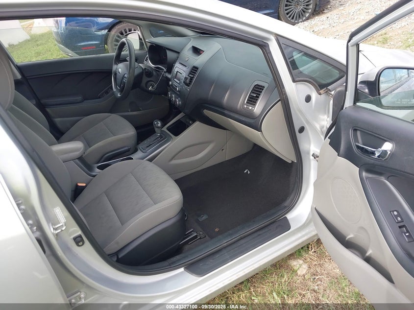 2016 KIA FORTE LX - KNAFK4A61G5438776