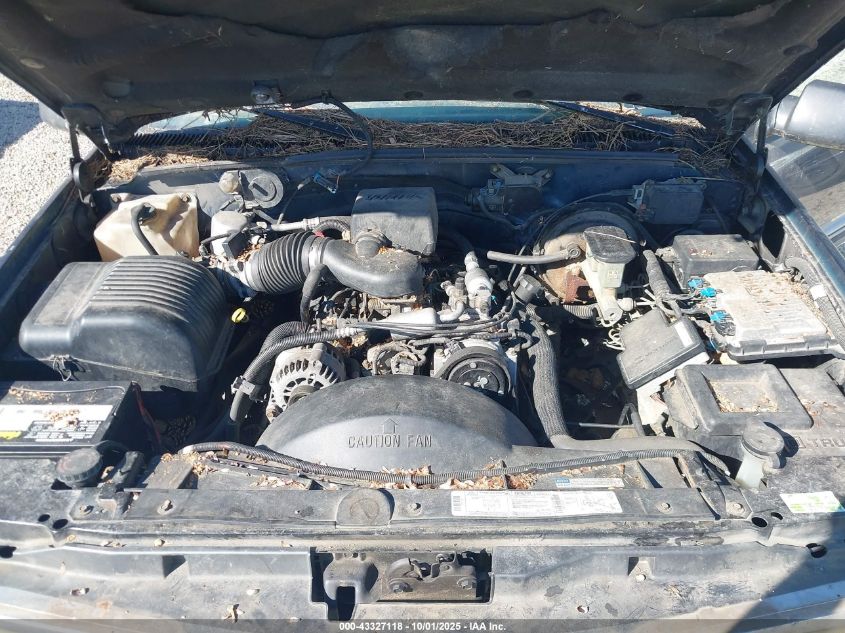 1996 Chevrolet Gmt-400 C1500 VIN: 1GCEC19R8TE221051 Lot: 43327118