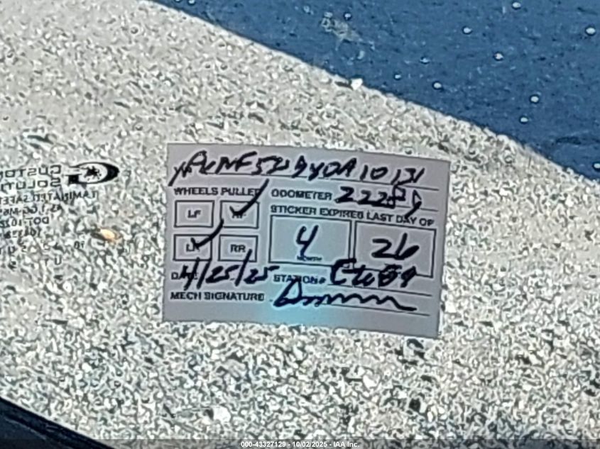 2004 Ford F550 Super Duty Stripped Chass VIN: 1F6NF53S940A10131 Lot: 43327129