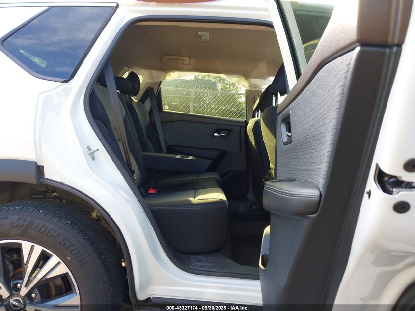 2023 Nissan Rogue Sv Intelligent Awd VIN: JN8BT3BB1PW477354 Lot: 43327174