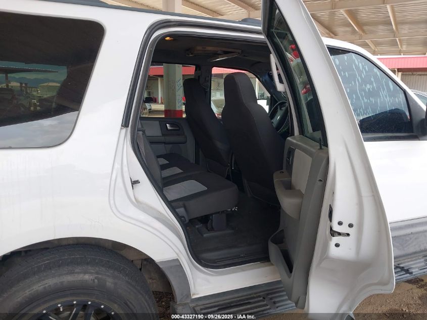 2004 Ford Expedition Nbx/Xlt VIN: 1FMPU16L74LB32800 Lot: 43327190