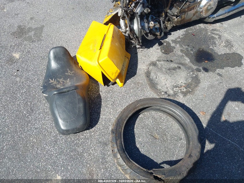 2013 Harley-Davidson Flhx Street Glide VIN: 1HD1KBM10DB602211 Lot: 43327229