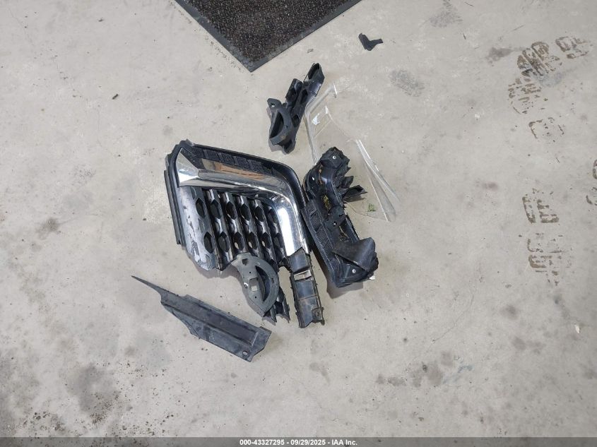 2019 Nissan Kicks S VIN: 3N1CP5CU1KL537120 Lot: 43327295