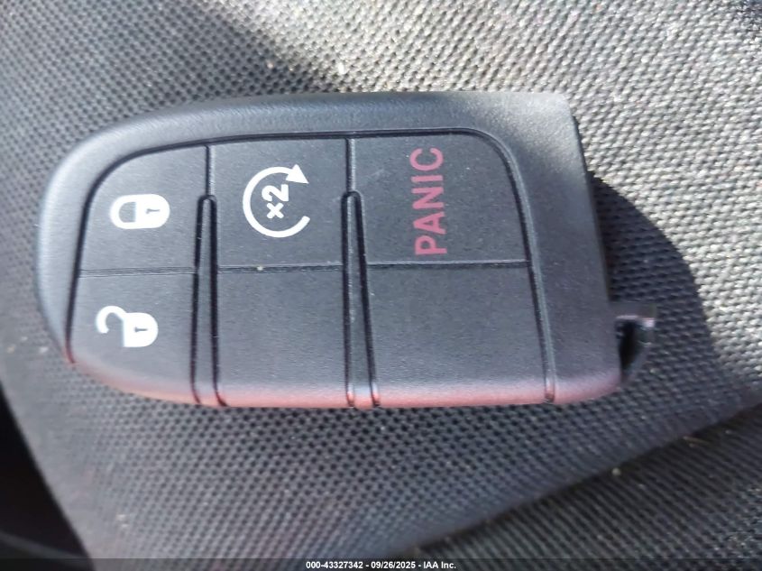 2016 Jeep Renegade Latitude VIN: ZACCJBBT9GPC81961 Lot: 43327342