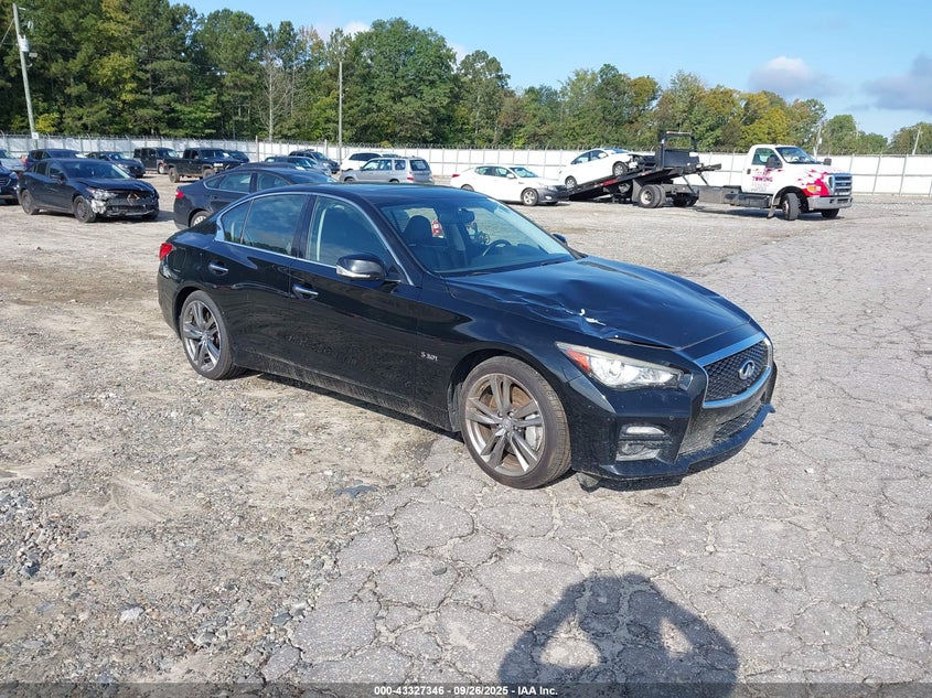 INFINITI Q50 3.0T RED SPORT 400