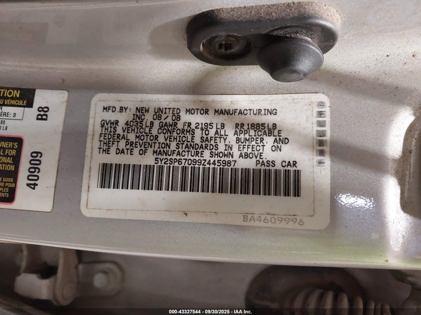 2009 Pontiac Vibe VIN: 5Y2SP67099Z445987 Lot: 43327544