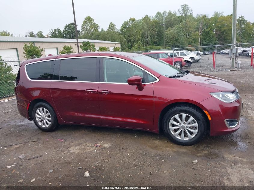 2019 Chrysler Pacifica Touring Plus VIN: 2C4RC1FG7KR705993 Lot: 43327545