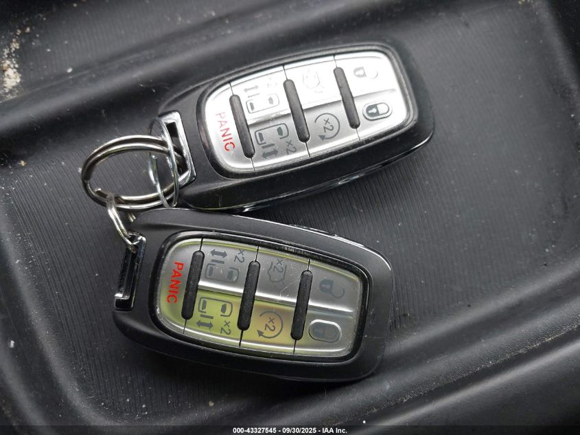 2019 Chrysler Pacifica Touring Plus VIN: 2C4RC1FG7KR705993 Lot: 43327545