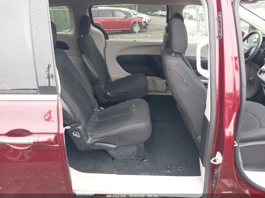 2019 Chrysler Pacifica Touring Plus VIN: 2C4RC1FG7KR705993 Lot: 43327545