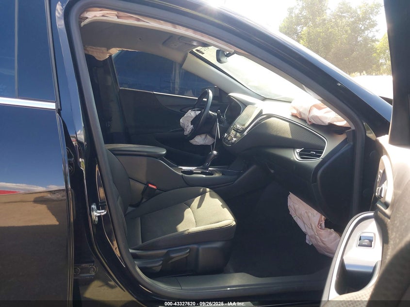 2018 CHEVROLET MALIBU LT - 1G1ZD5STXJF277682