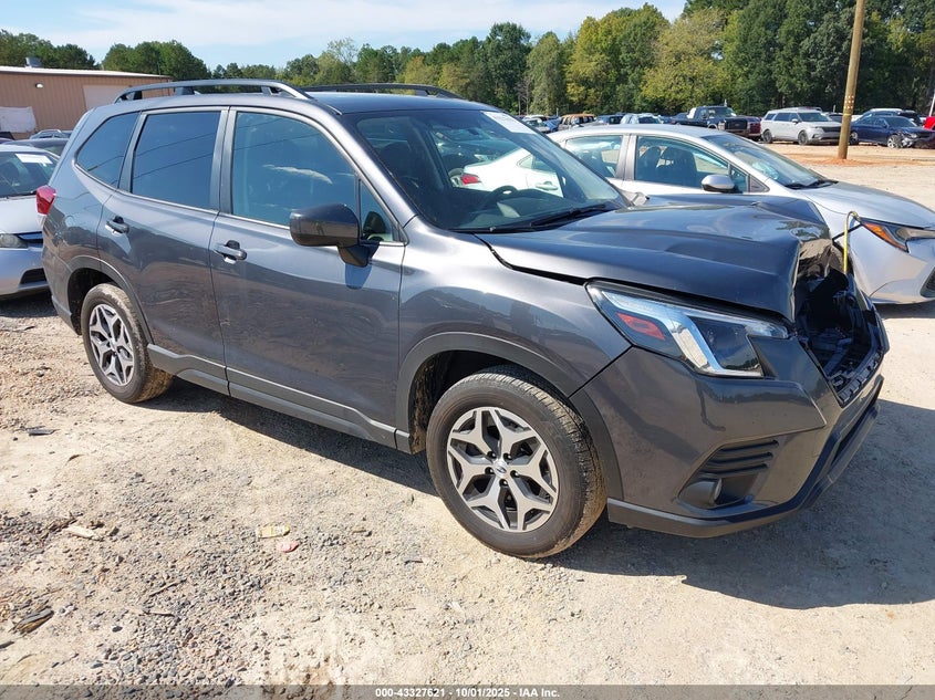 SUBARU FORESTER PREMIUM