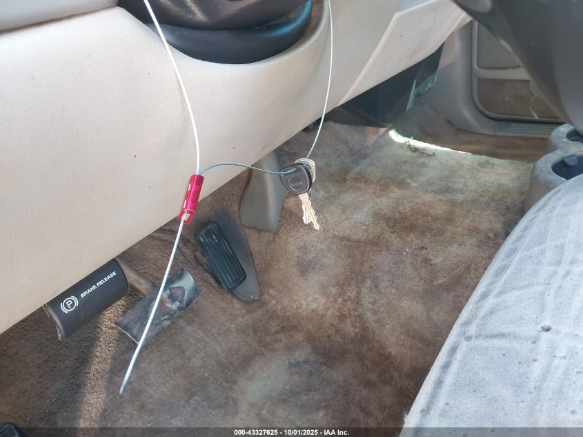 2002 Chevrolet Tahoe Ls VIN: 1GNEC13Z02R285446 Lot: 43327625