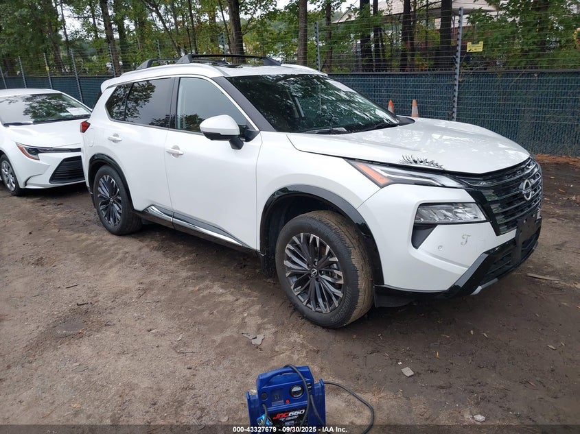 NISSAN ROGUE PLATINUM