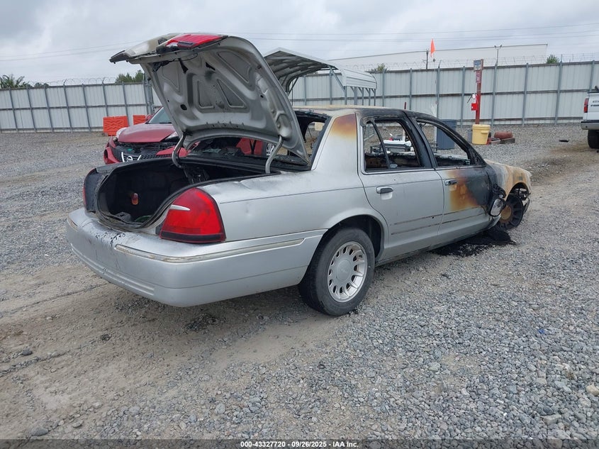 2MEFM74W0WX640806 1998 MERCURY GRAND MARQUIS photo no. 4