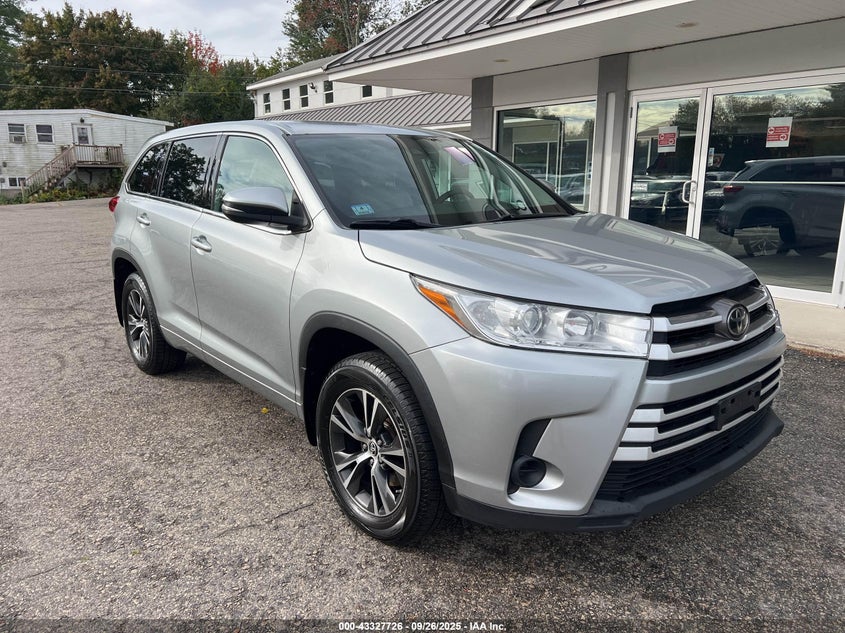 5TDBZRFH2JS915186 2018 Toyota Highlander Le auction photo 1