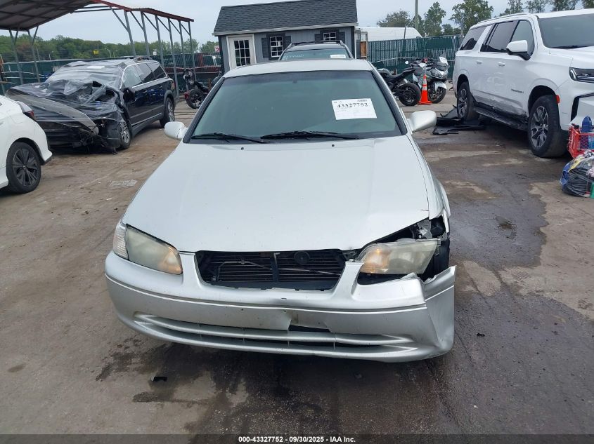 2001 Toyota Camry Le VIN: JT2BG22K410601288 Lot: 43327752