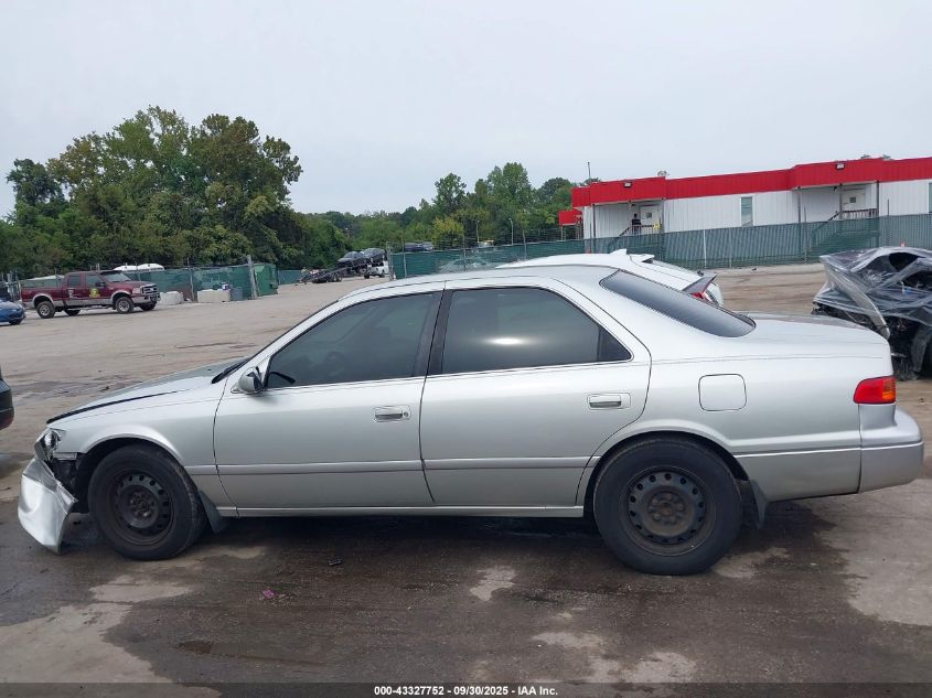 2001 Toyota Camry Le VIN: JT2BG22K410601288 Lot: 43327752