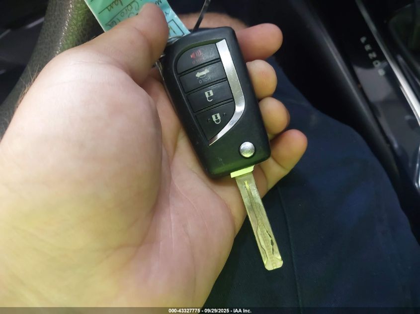 2021 Toyota Corolla Le VIN: JTDEPMAE4MJ172860 Lot: 43327775