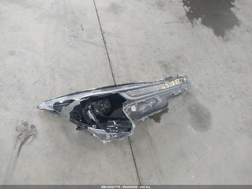 2021 Toyota Corolla Le VIN: JTDEPMAE4MJ172860 Lot: 43327775