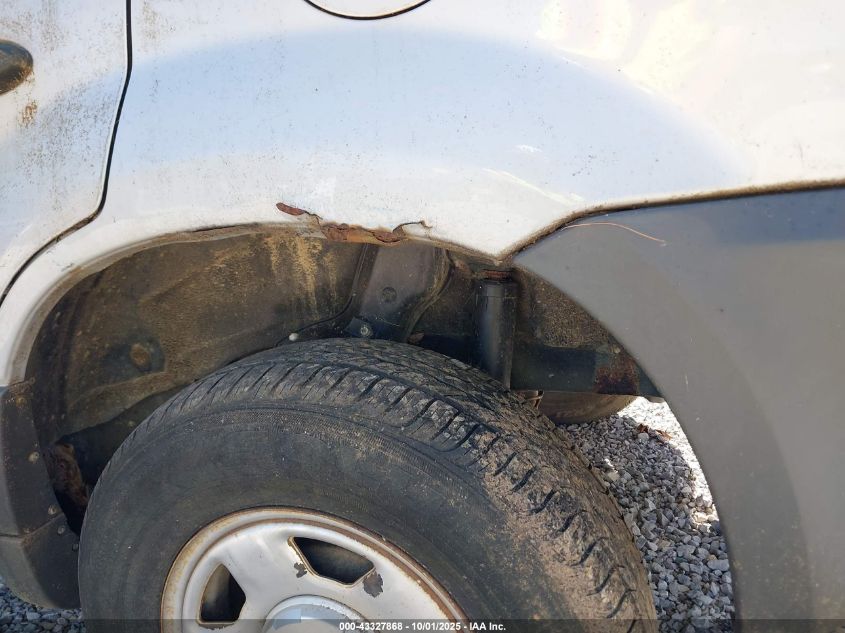 2002 Ford Escape Xls VIN: 1FMYU021X2KB12059 Lot: 43327868