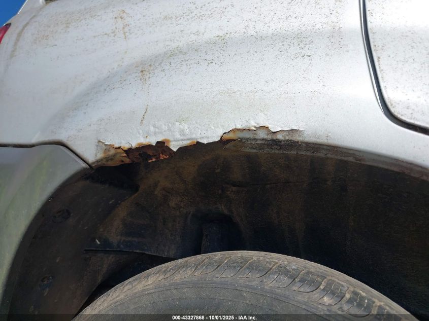 2002 Ford Escape Xls VIN: 1FMYU021X2KB12059 Lot: 43327868