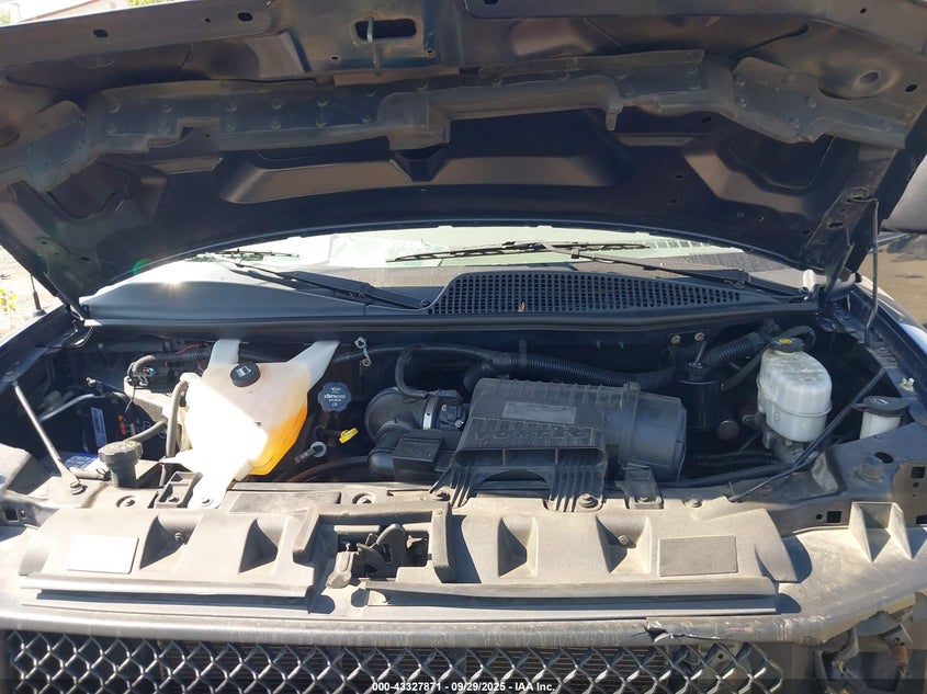 2016 Chevrolet Express 2500 VIN: 1GCWGAHG5G1118997 Lot: 43327871