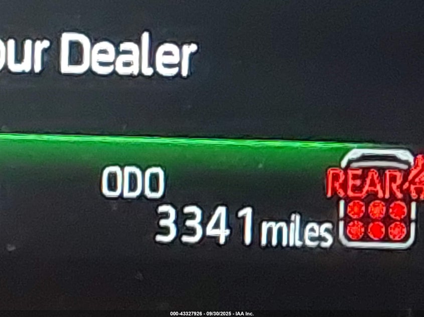 2025 TOYOTA SIENNA LE - 5TDBSKFC9SS211178