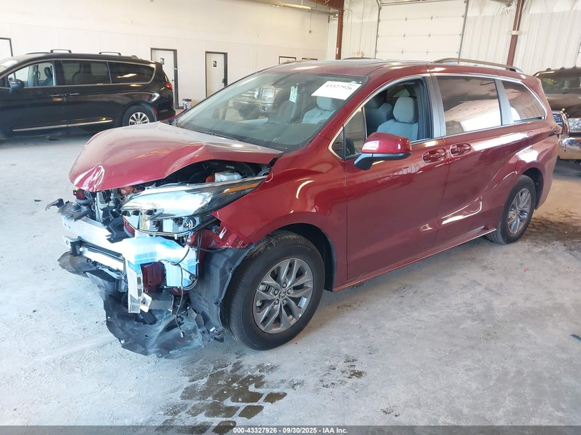 2025 TOYOTA SIENNA LE - 5TDBSKFC9SS211178