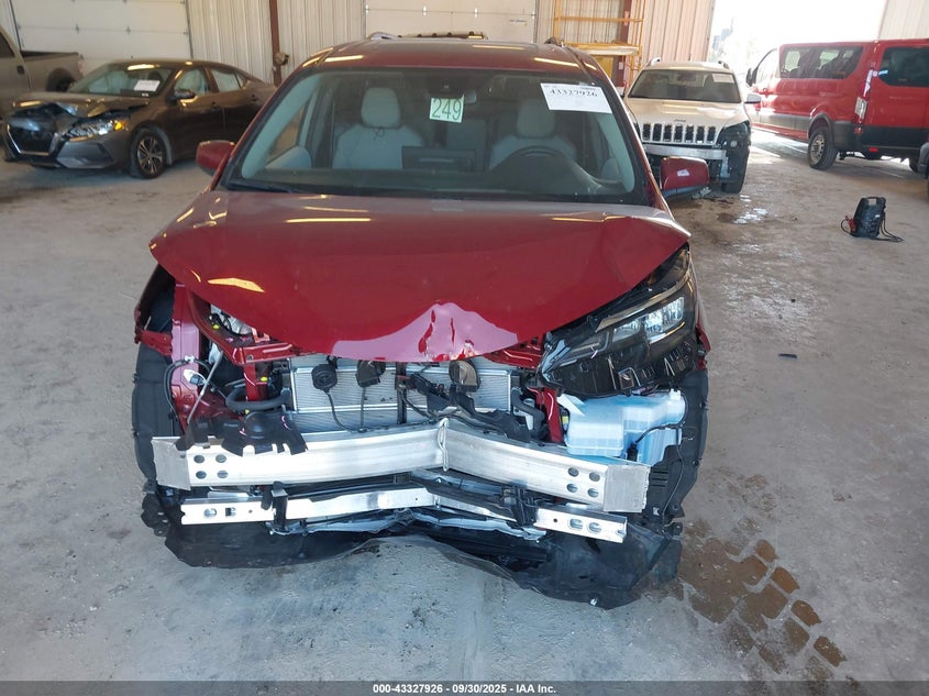 2025 TOYOTA SIENNA LE - 5TDBSKFC9SS211178