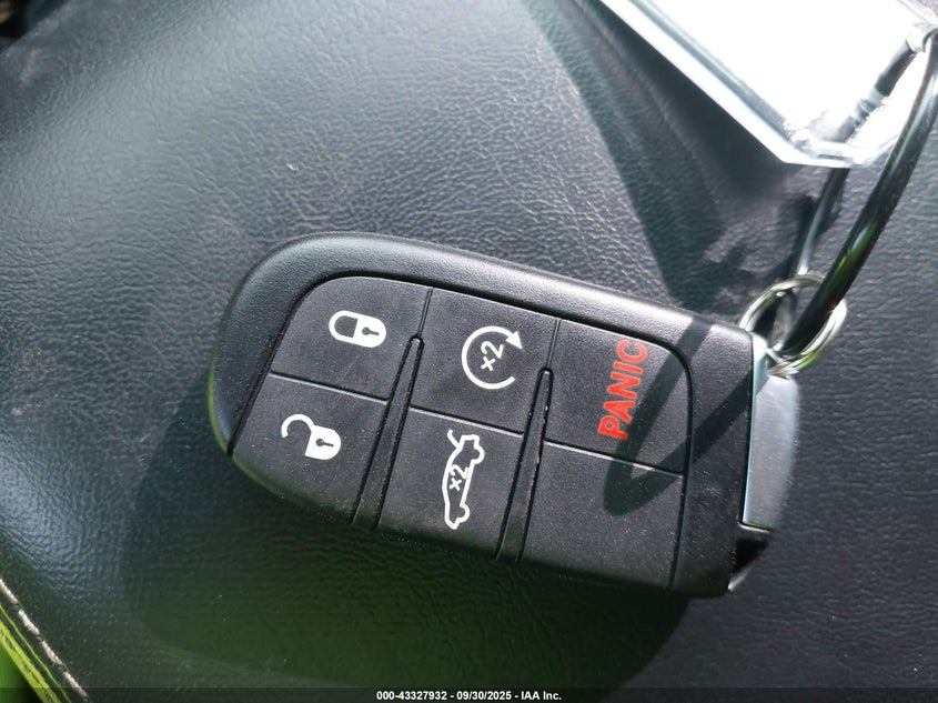 2022 CHRYSLER 300 S 2C3CCABG1NH120921