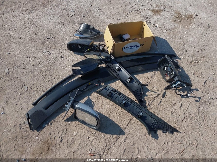 2022 CHRYSLER 300 S 2C3CCABG1NH120921