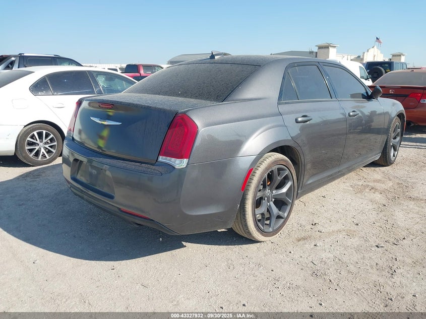 2022 CHRYSLER 300 S 2C3CCABG1NH120921
