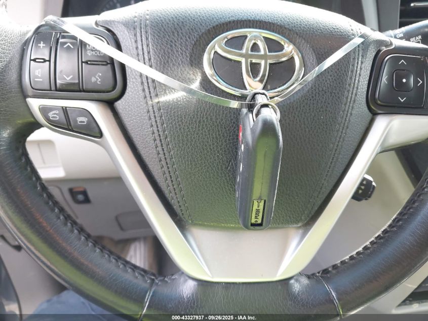 2017 Toyota Sienna Xle 8 Passenger VIN: 5TDYZ3DC3HS858294 Lot: 43327937