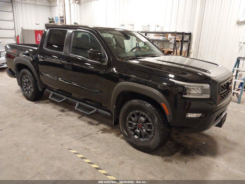 NISSAN FRONTIER PRO-4X 4X4