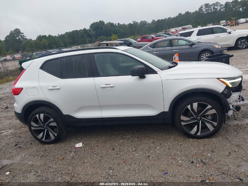2024 Volvo Xc40 B5 Plus Dark Theme VIN: YV4L12UL1R2228419 Lot: 43327970